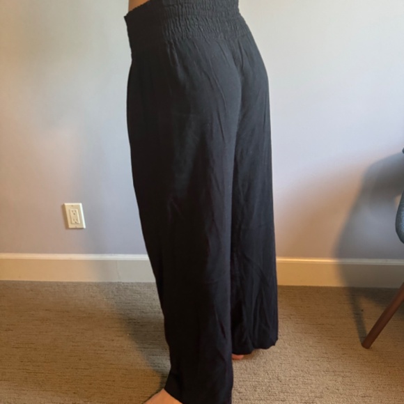 Kaliyana Wide Leg Black Crinkle Pants - Picture 2 of 9